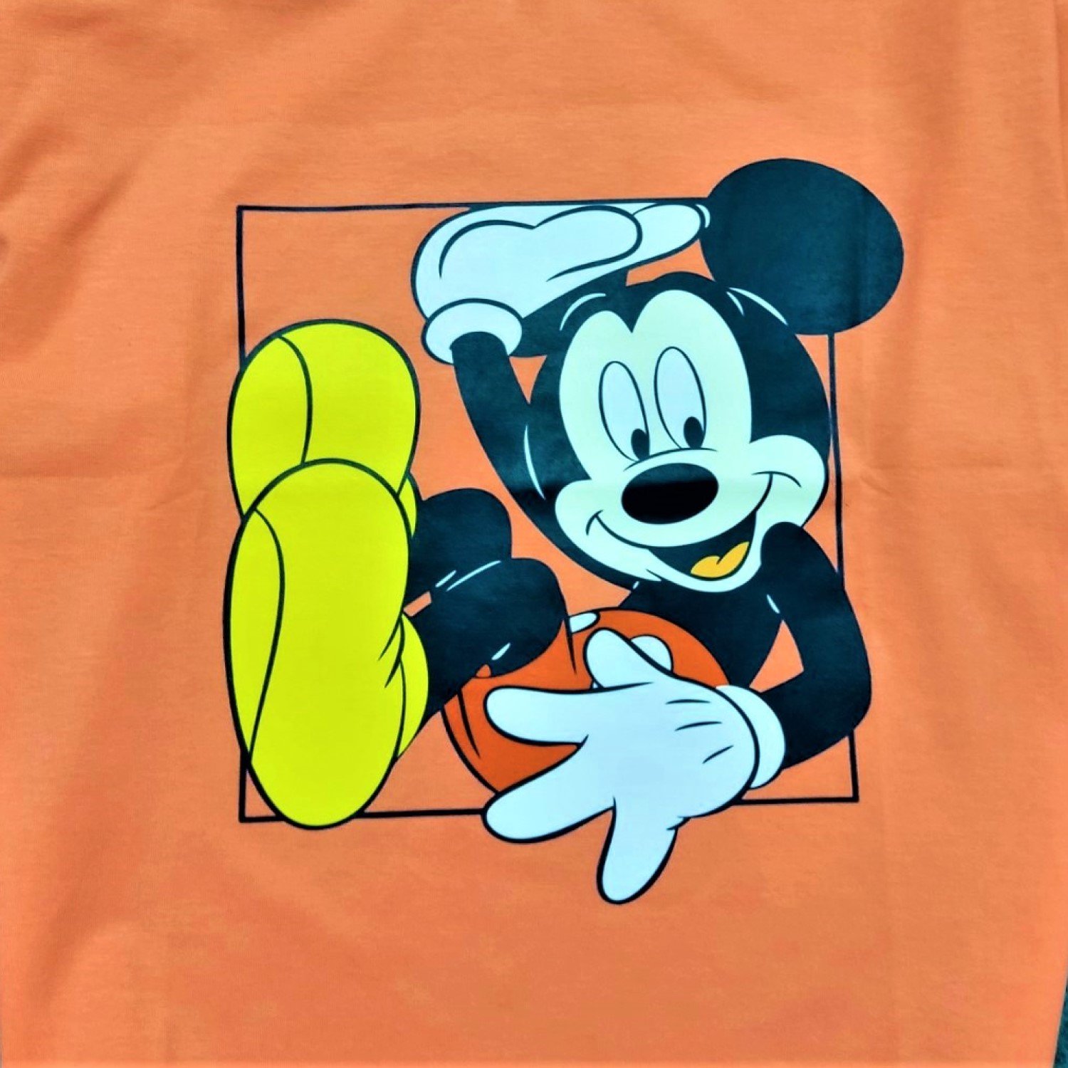 G0314 Áo thun croptop Mickey màu cam cho bé gái