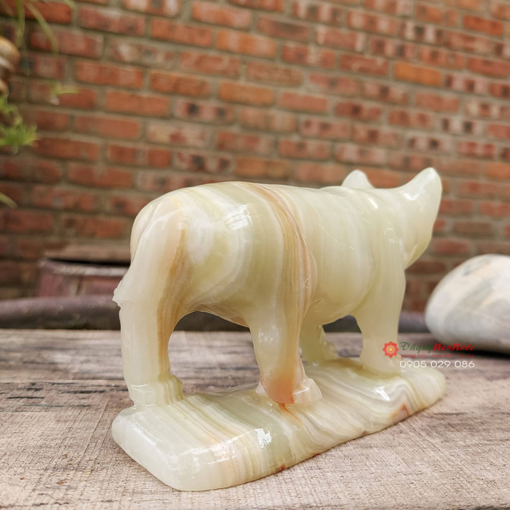 Tượng heo 12 con giáp phong thủy đá ngọc Pakistan 12cm đá Non Nước