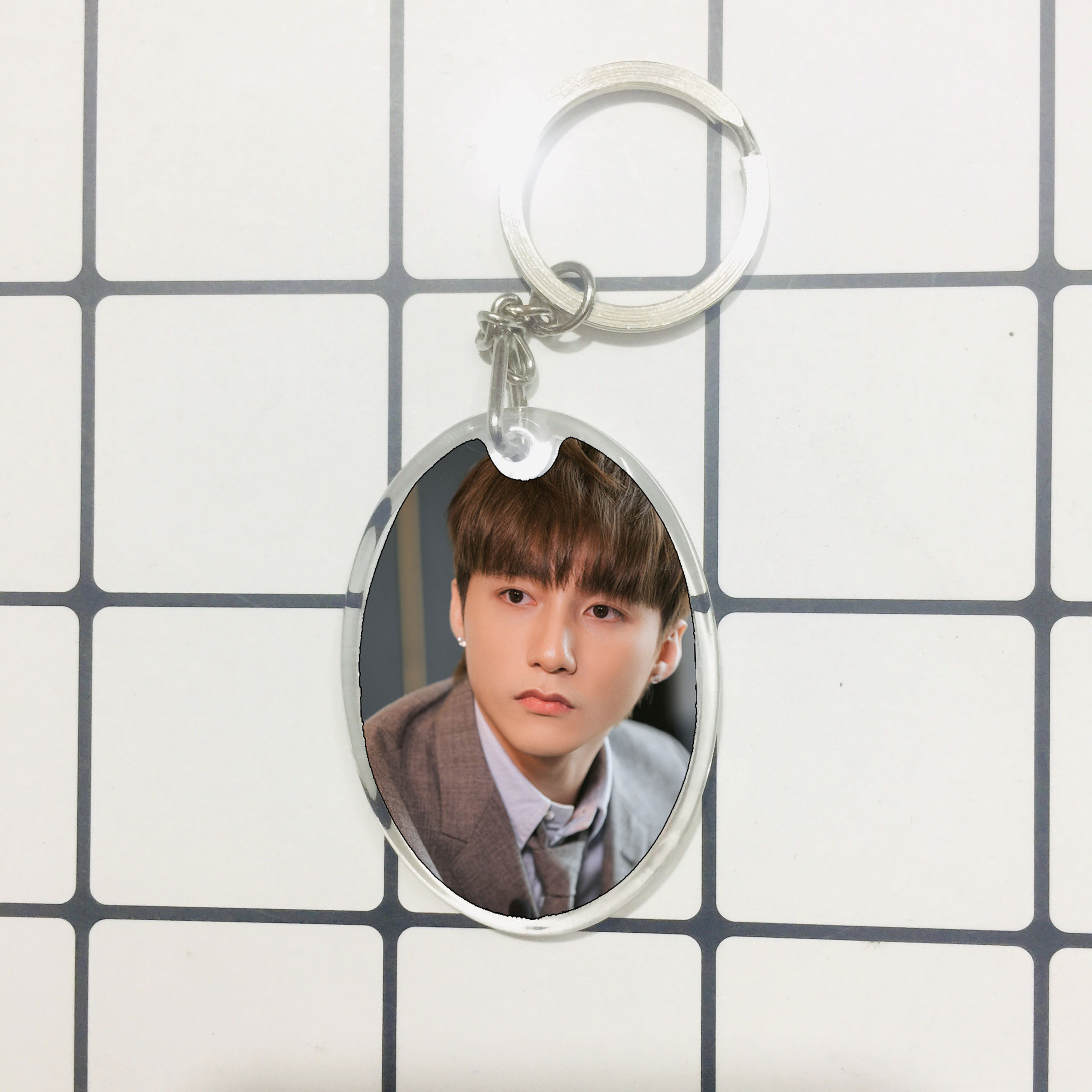 SET 2 Móc khóa SƠN TÙNG MTP mica trong nhiều mẫu giao ngẫu nhiên