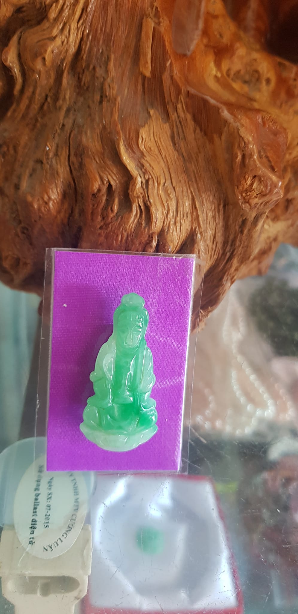 Mặt dây chuyền Nữ Phật Quan Âm Ngồi đẹp đá ngọc cẩm thạch tự nhiên đẹp size nhỏ Nữ size nhỏ Cao 39mm x N18mm x S4mm Màu xanh lý trắng mượt mà bóng đẹp các Chị về bọc vàng đeo đẹp ạ
