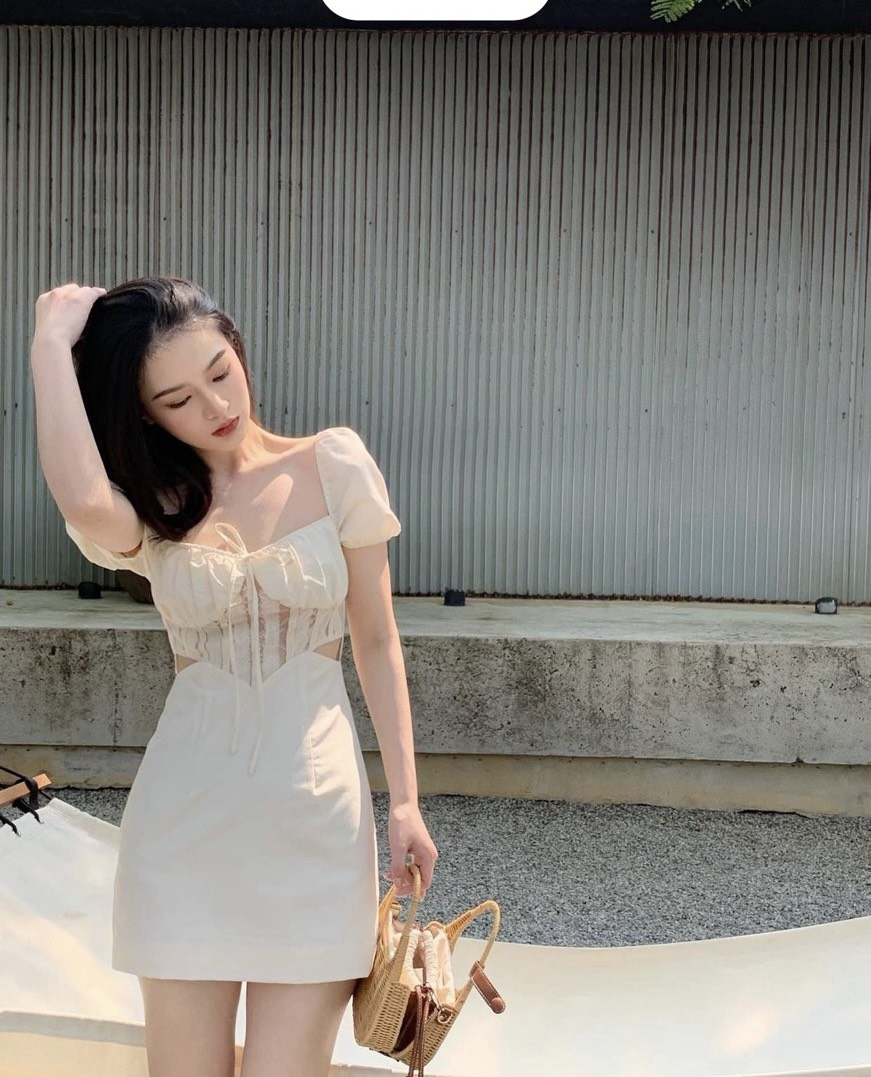 ĐẦM CỔ U TAY CON KHOÉT EO