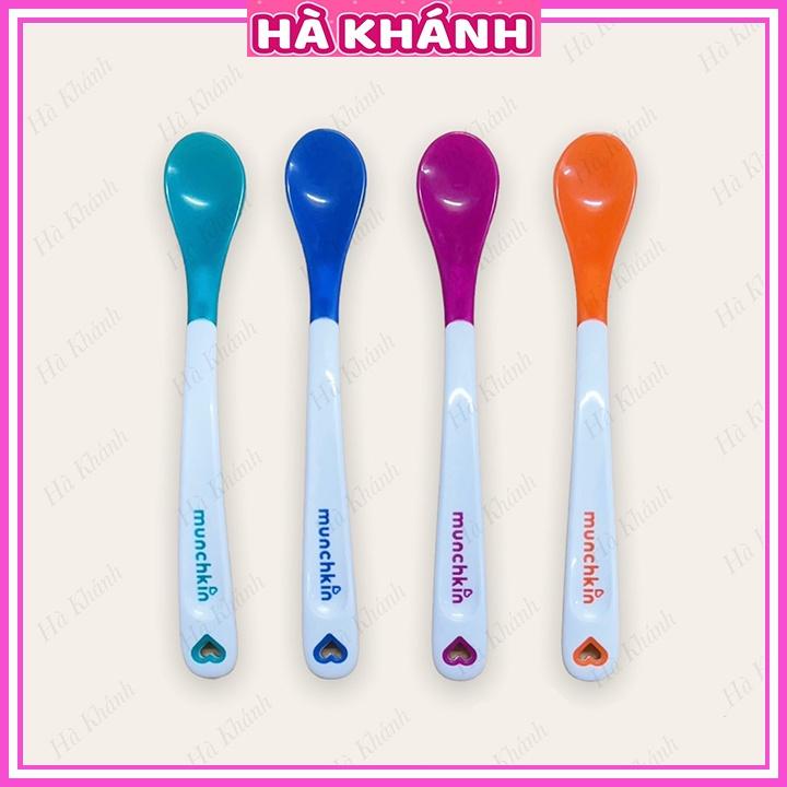 Thìa ăn dặm báo nóng Munchkin cho bé