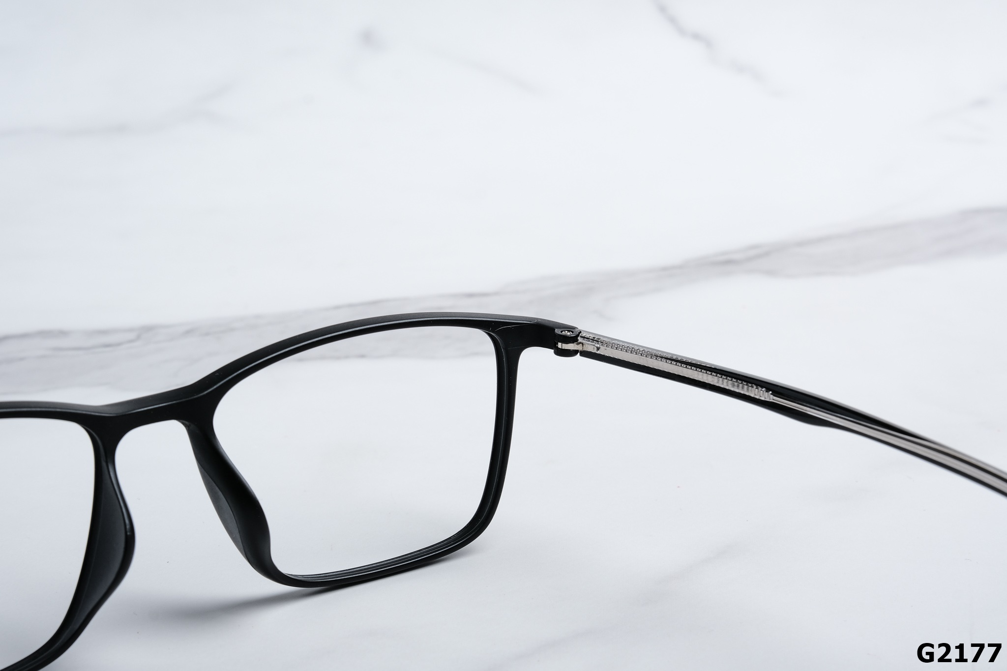 Gọng Kính Vuông SHADY Unisex G2177