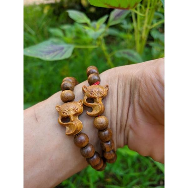 Vòng lắc tay nữ gỗ thơm hạt 8ly 10ly mix charm hồ ly bách màu tự nhiên