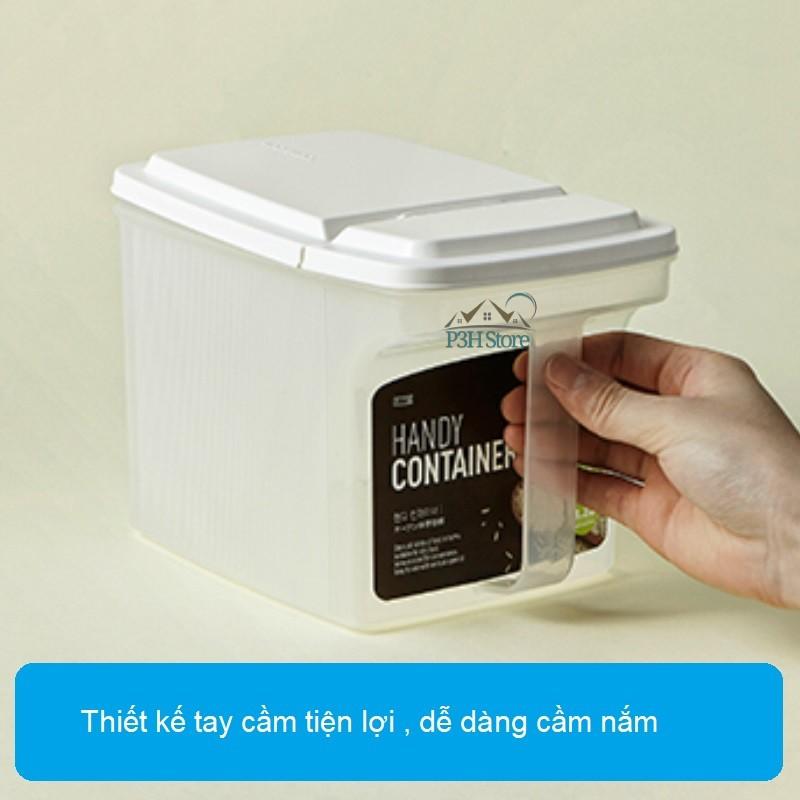 Hộp nhựa có tay cầm Lock&amp;Lock Handy Container dùng bảo quản thực phẩm P-1738 P-1739