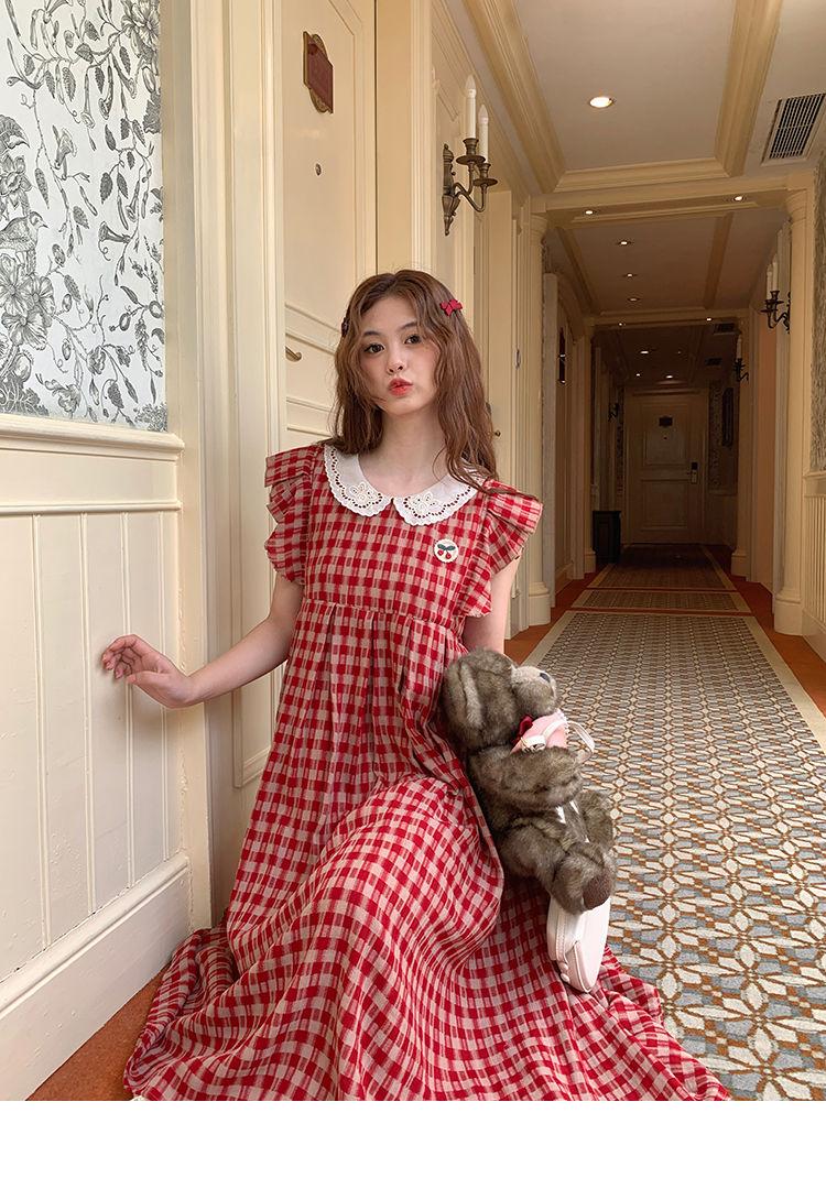 CHENGRUI Vintage búp bê cổ cherry thêu đầm mùa hè 2023 lỏng lẻo ngọt ngào thiết kế cảm giác váy sọc đỏ