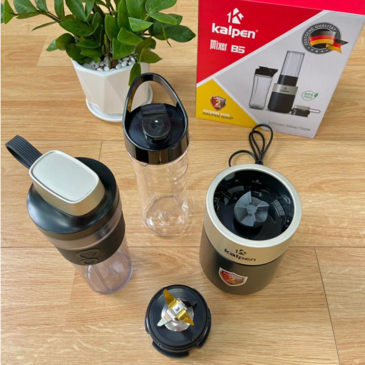 Máy xay sinh tố mini Kalpen Đức B6 công suất 700W tặng Bình 500ml - Hàng chính hãng