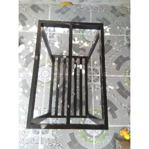 Kệ kê bể cá mini Tải trọng >500g. Dài 60cm. Rộng 40cm. Cao 60cm. 1 nan phụ. sàn 1 để đồ. Hộp thép 2x4cm