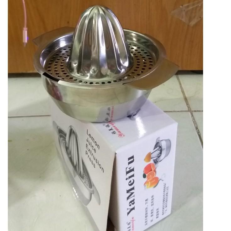 Dụng cụ vắt cam INOX tiện dụng