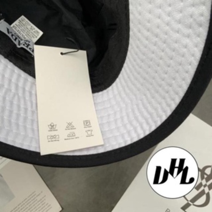 Mũ Bucket Phối Đen Trắng Unisex Mạc Pra.da Tam Giác Form Cụp Thời Trang Nam Nữ