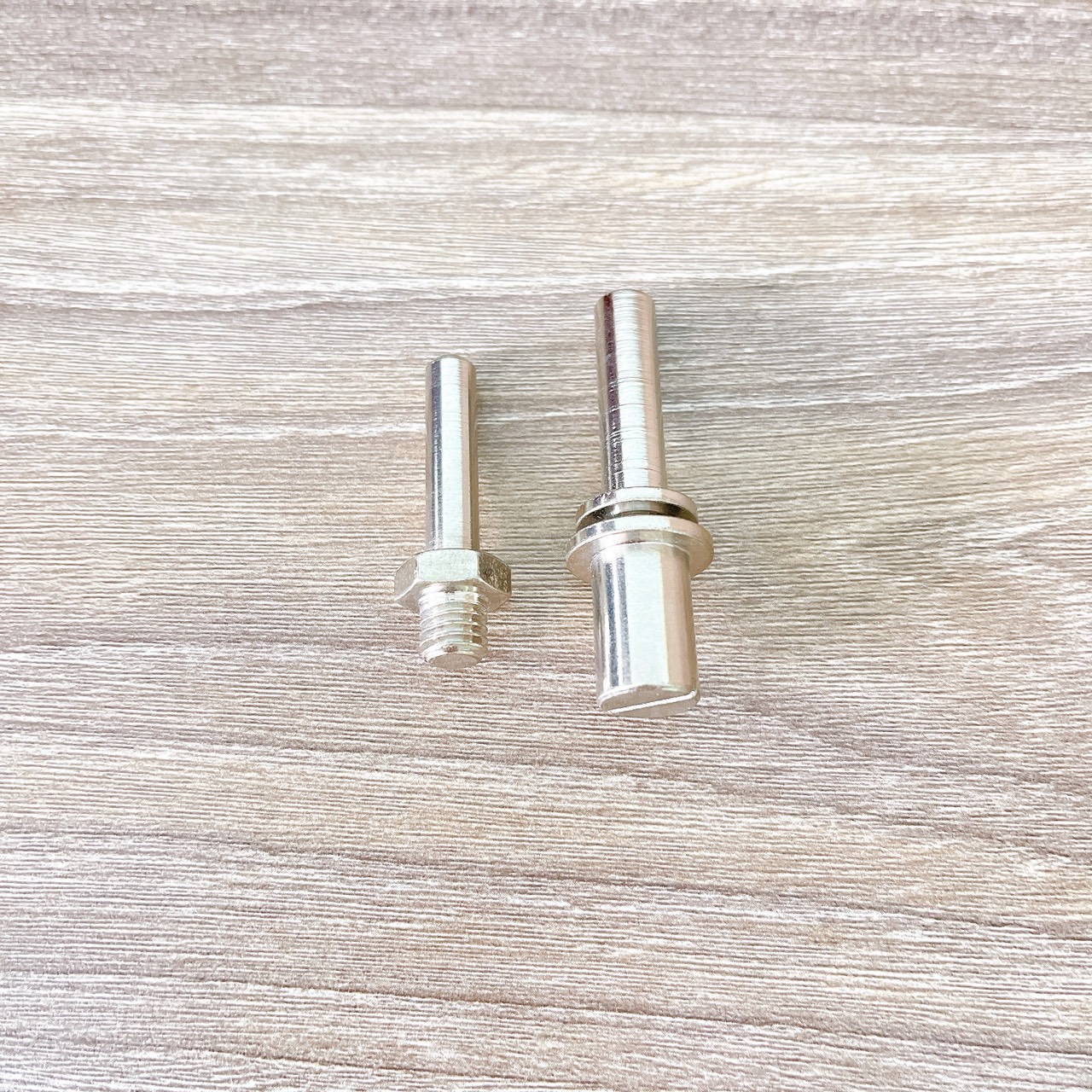Cặp Chốt trước Ex 155 lắp như zin