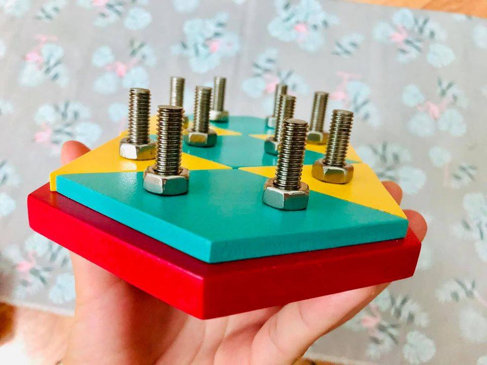 [SK 060 - Mota Montessori] - Đồ chơi trí tuệ cho bé Mosaic Nuts &amp; Bolts   (Bộ vít và ốc vặn) - Hàng chính hãng