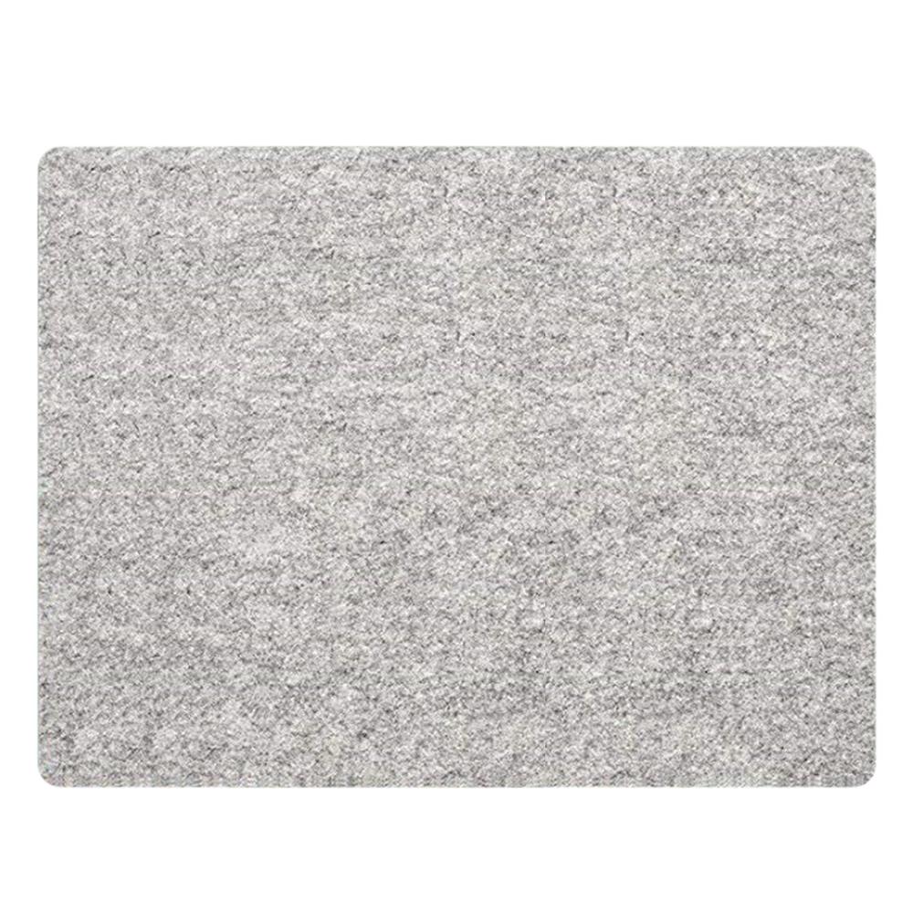 Thảm làm bằng len dày dặn