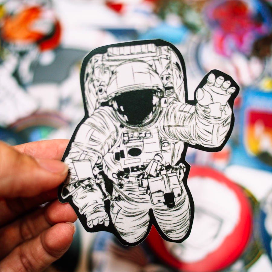 Hộp 100 Sticker Astronaut Phi hành gia vũ trụ dán Laptop, Vali, Mũ bảo hiểm, Điện thoại, Xe máy, hình dán chủ đề Phi hành gia