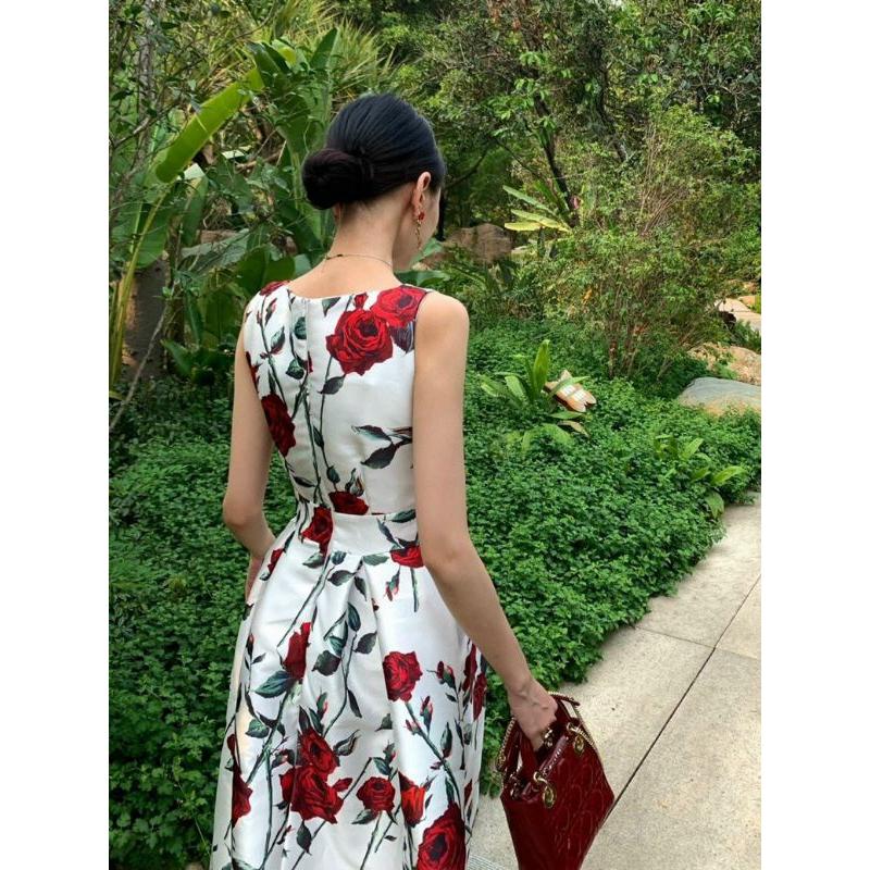 ĐẦM HOA SÁT NÁCH DÁNG DÀI