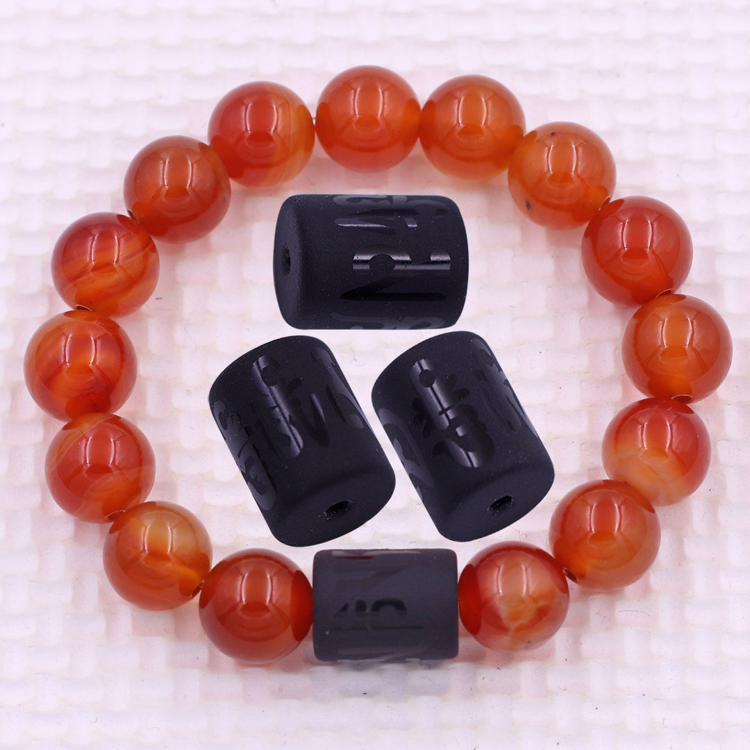 Vòng chuỗi đeo tay mã não cam charm lục tự Đại minh chân ngôn, 10 ly, Om Mani Padme Hūm, Chân ngôn Lục tự