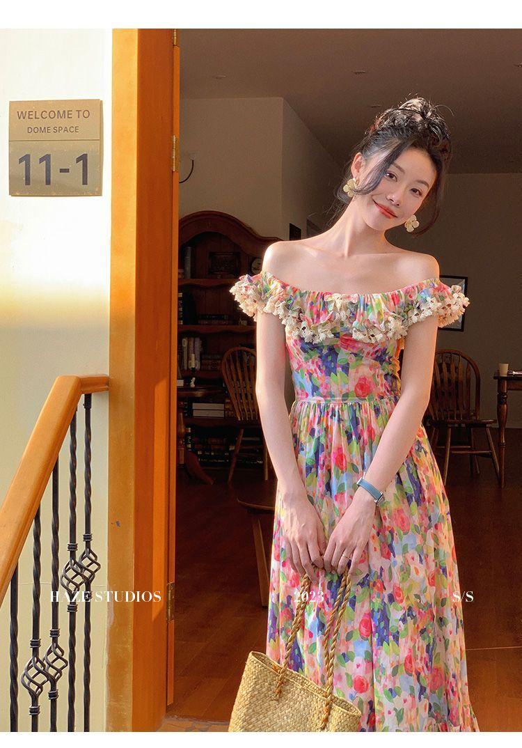 TOBE1SHOP 2023 Xuân và mùa hè Pháp Vintage váy một chiều vai trà nghỉ váy hở vai tranh sơn dầu in đầm mùa xuân nữ