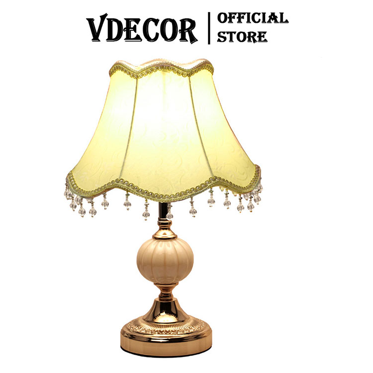 (Hàng chính hãng) Đèn ngủ để bàn Vdecor cao cấp chao vải gia công chi tiết DN001