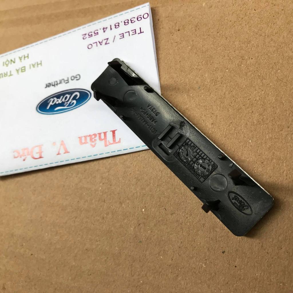 Tem chữ TDCI xe Ford Transit