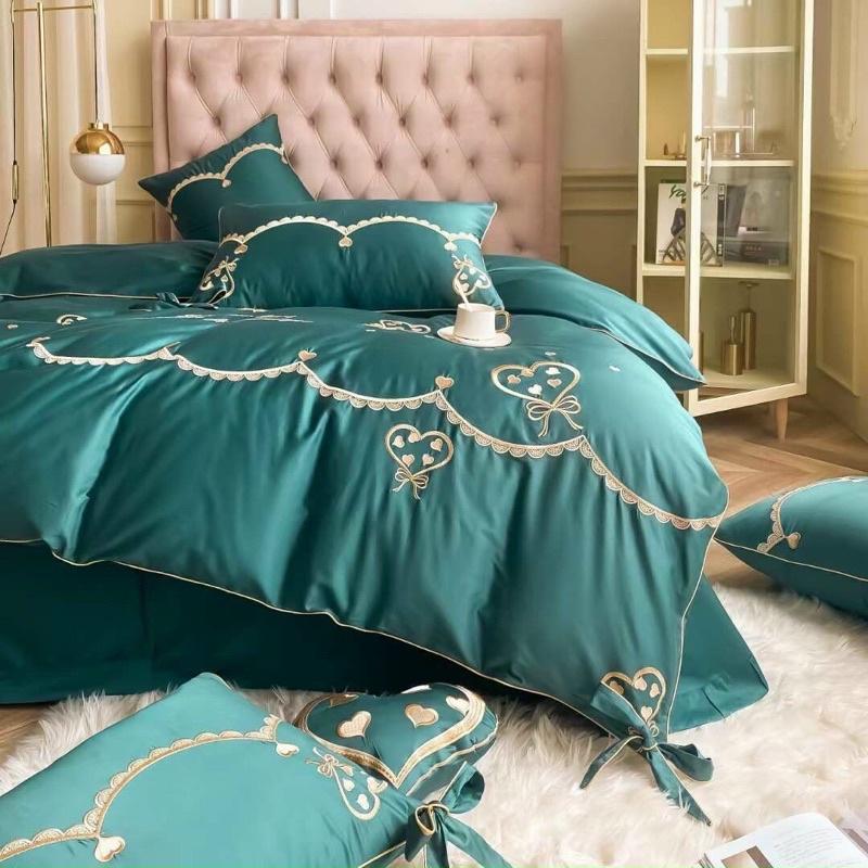 Bộ Chăn Ga Gối lụa 7 món chất liệu thêu ai cập dầy dặn