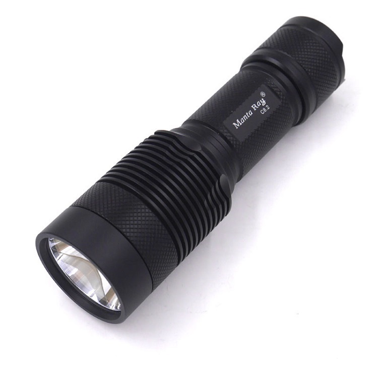 Đèn Pin Siêu Sáng C8.2 CREE XHP70.2 ( CHIẾU XA ĐẾN HÀNG TRĂM MÉT, CHỐNG NƯỚC )