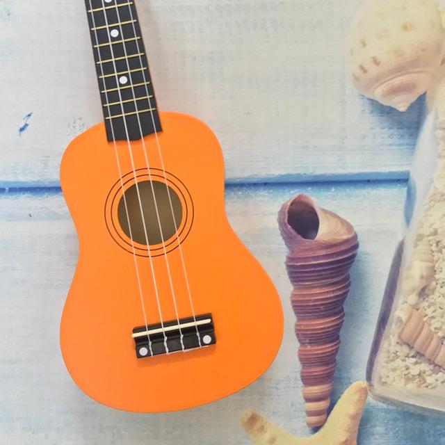 ĐÀN UKULELE SOPRANO CAM ORANGE