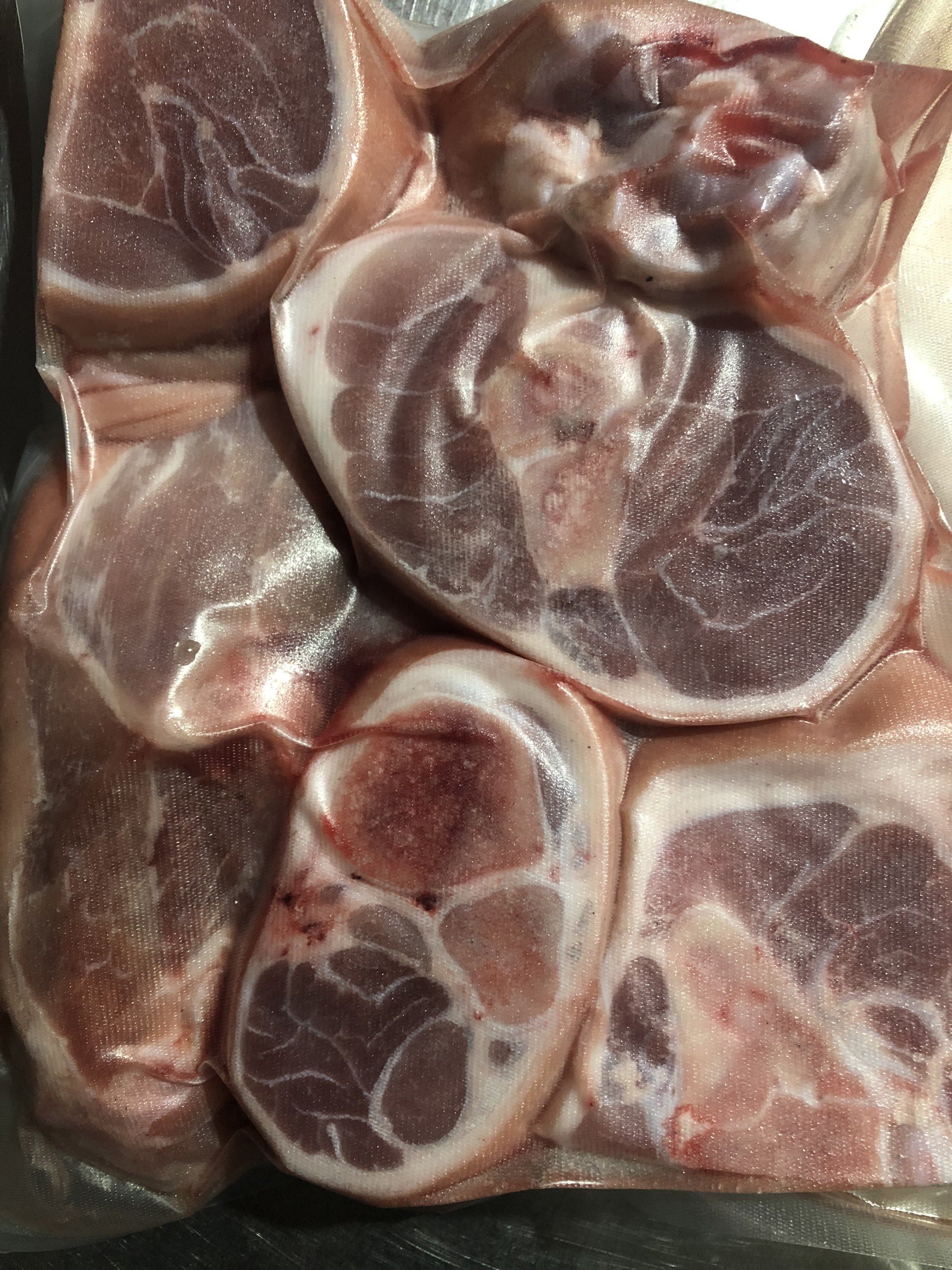 Bắp giò trước heo-1kg