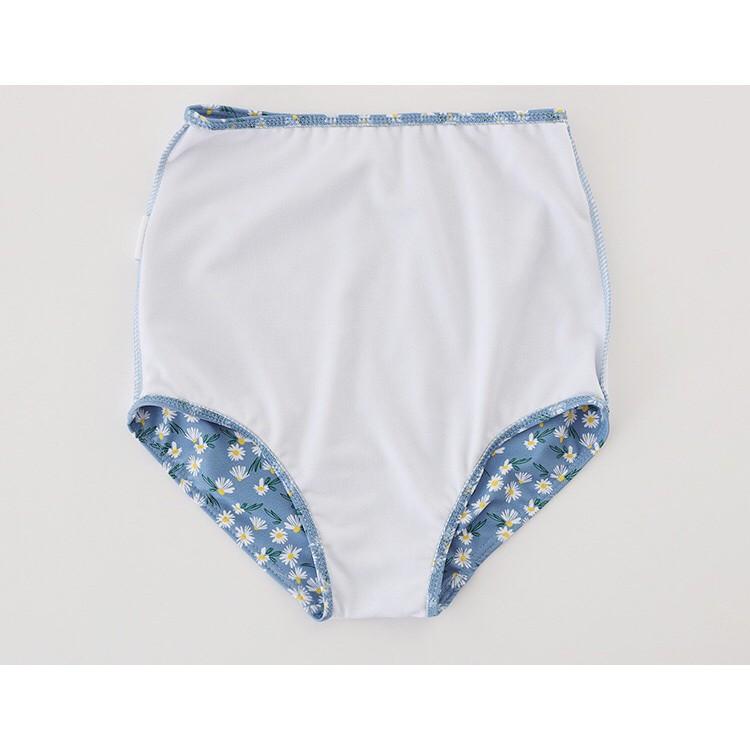 Bikini tắm biển hai mảnh xanh lam, họa tiết hoa cúc