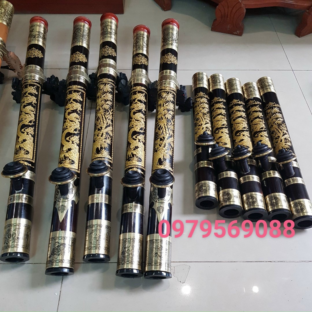 Điếu trúc đục trạm hình tùng trúc dài 65cm