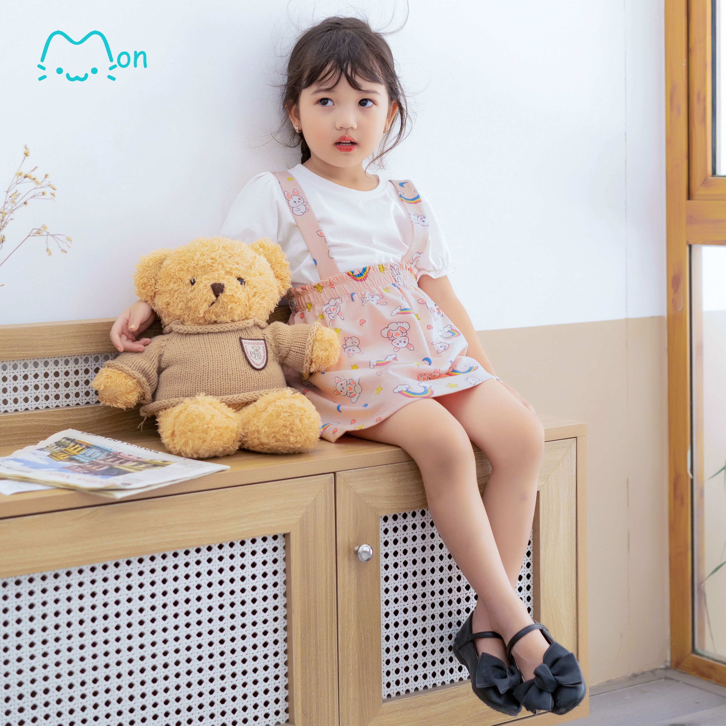 Chân váy yếm bé gái chất cotton họa tiết thỏ màu hồng đào MonBabies MCV2241 - Yếm bé gái cho bé từ 1-6 tuổi