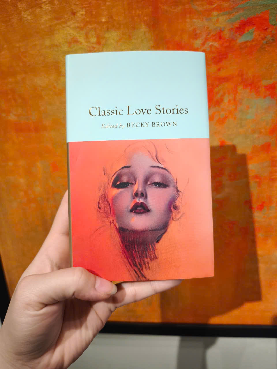 Sách - Classic Love Stories by Becky Brown from Macmillan Collector's Library - English Book
