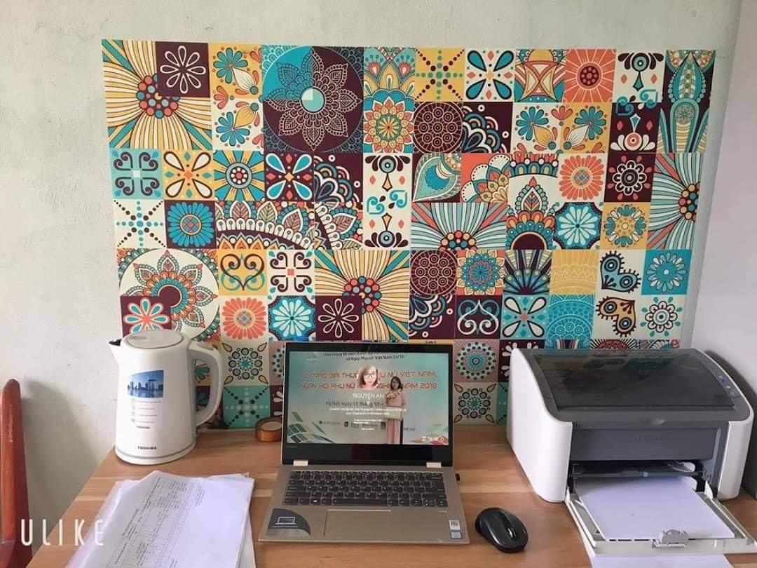 Decal dán bếp hình gạch bông, kích thước 100cm x 60cm / tấm, không thấm nước, keo bám chắc chắn, ngoài dán bếp còn dán trang trí nhà tắm, cầu thang, quầy bar, quán cà phê trà sữa