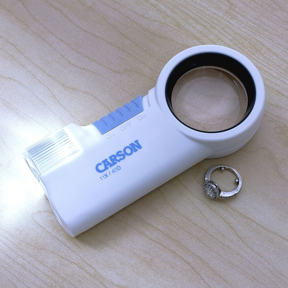 Kính lúp khuếch đại lớn có đèn Carson MagniFlash CP-40 - Hàng chính hãng