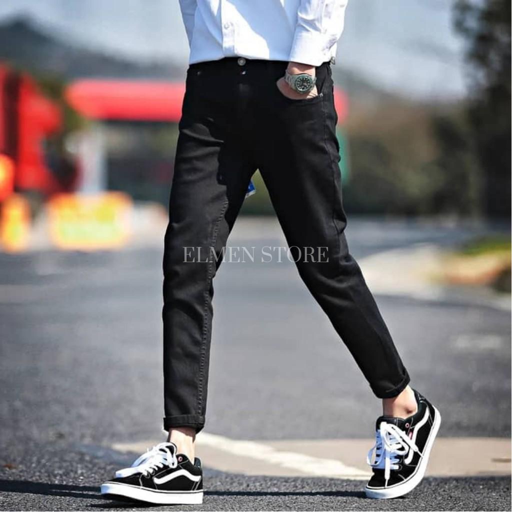 Quần jeans đen có rách gối và không rách gối