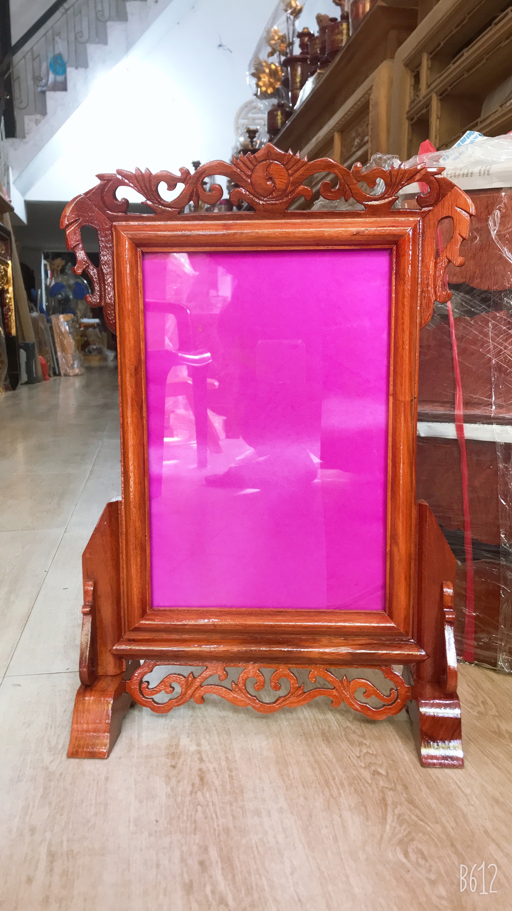 Khung ảnh thờ gỗ hương 20/30