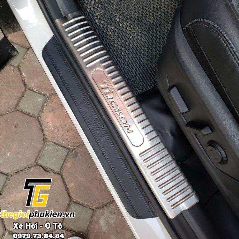 Bộ Ốp bậc, Nẹp bước chân INOX Hyundai Tucson 2022