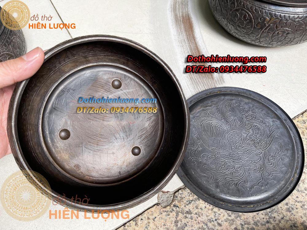 Cơi Đựng Trầu - Âu Trầu Hoa Văn Màu Đen Giả Cổ Bằng Đồng Nguyên Chất Các Cỡ - Đồ Thờ Hiên Lượng