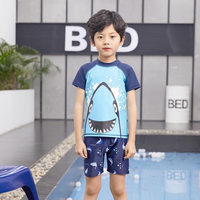 Bộ quần áo bơi trẻ em hàng Quảng Châu, in hình cá mập dễ thương, đủ size