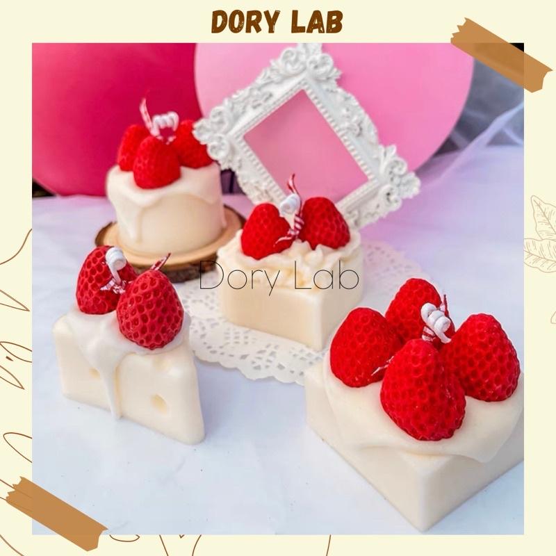 Nến Thơm Bánh Dâu Tây Handmade, Quà Tặng Dịp Sinh Nhật - Dory Lab