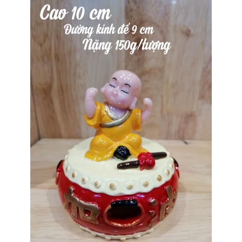 TƯỢNG CHÚ TIỂU NGỒI TRỐNG DỄ THƯƠNG