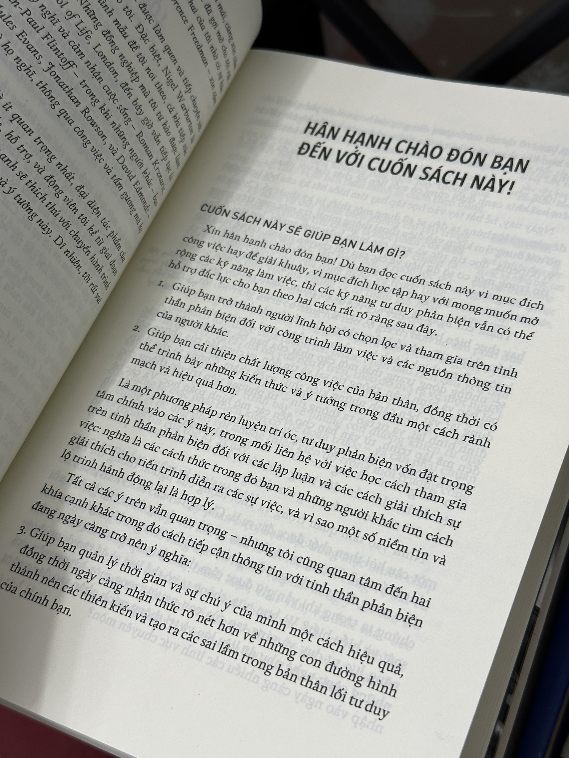 TƯ DUY PHẢN BIỆN - ĐỂ KHÔNG BỊ THAO TÚNG TÂM LÝ - Tom Chatfield - Khánh Trang dịch -
