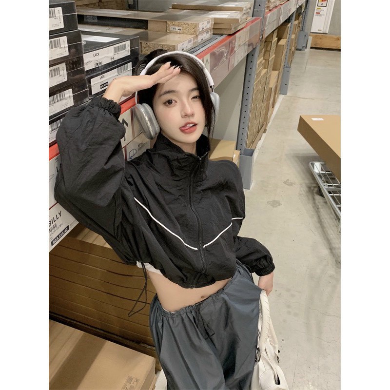 Áo khoác dù xịn 2 lớp phối viền nhỏ dáng lửng có dây rút lai, Áo Khoác Dù Croptop