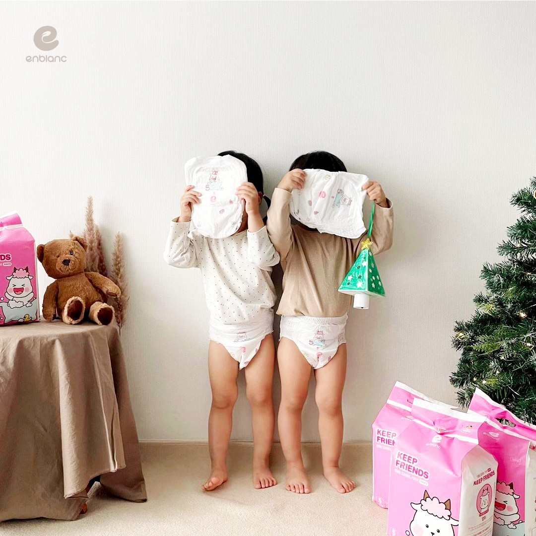 Combo 2 Bịch Tã Quần Hàn Quốc ENBLANC KEEP FRIENDS Thấm Hút Nhanh, Khô Thoáng, Mỏng Nhẹ Cho Bé Gái Size XL ( 11-16kg) 22 MIẾNG