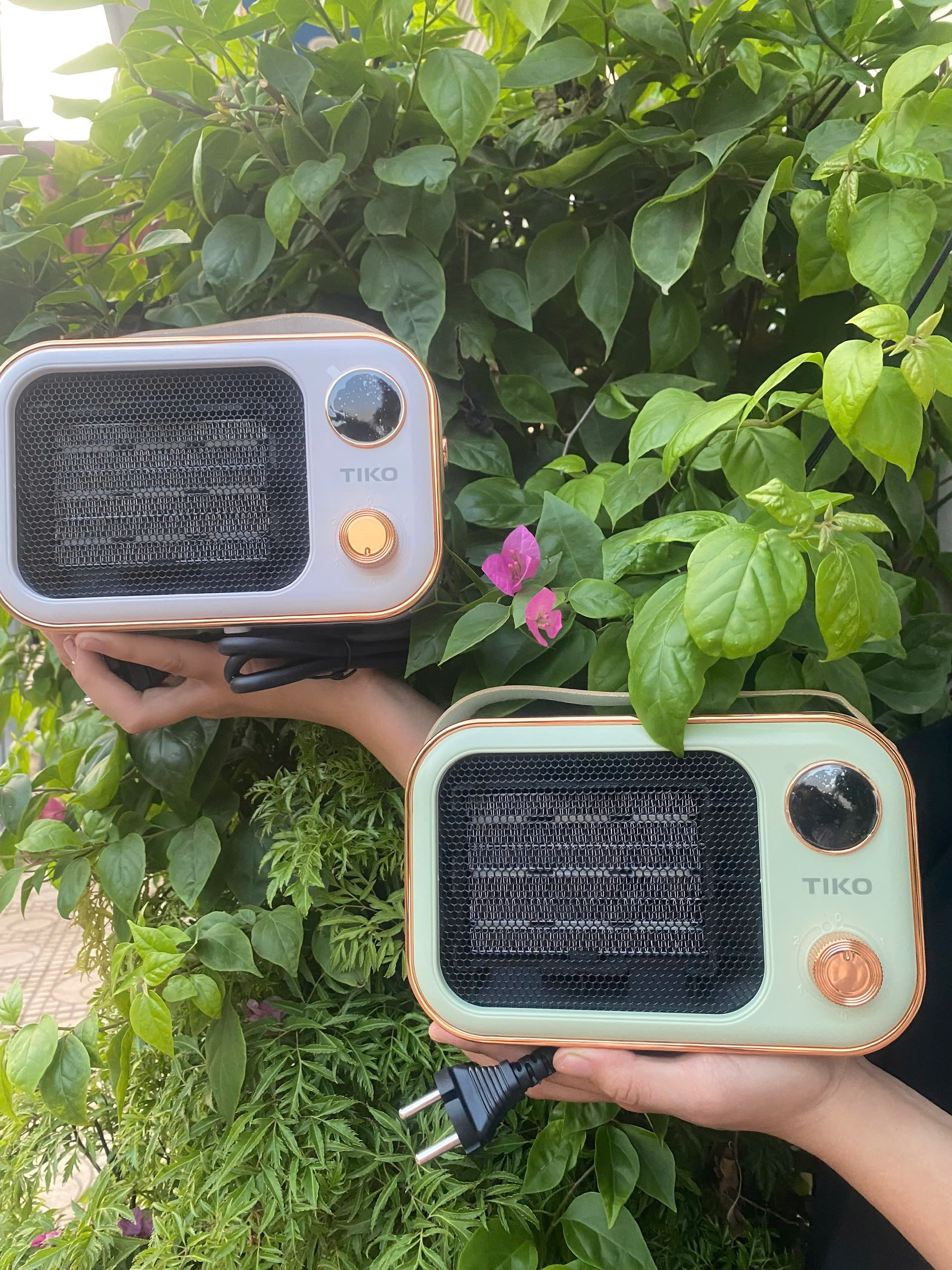 Máy Sưởi Gốm TIKO TK850 Để Bàn Làm Nóng Nhanh, Không Gây Khô, Sưởi Ấm Phòng Ngủ Phòng Khách hàng nhập khẩu