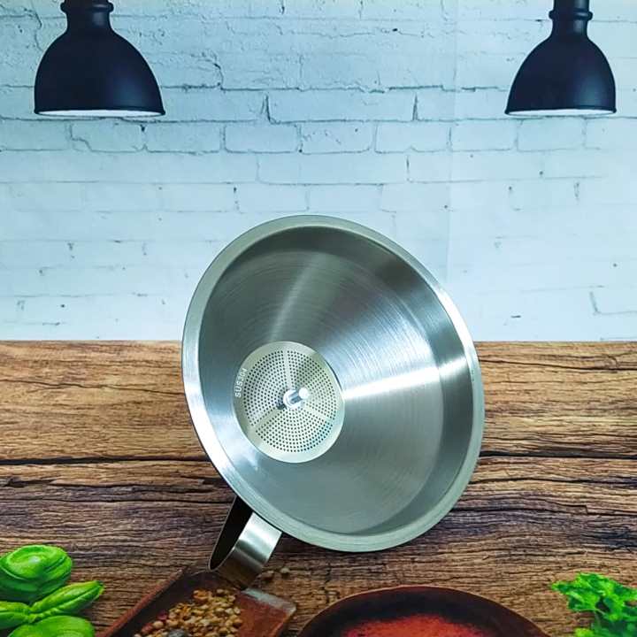 PHỄU QUẶNG INOX SUS 304 Có Lưới Lọc CAO CẤP Size15cm SIÊU ĐẸP. Dụng Cụ Nhà Bếp dùng Pha chế, chế biến. Phù hợp GIA ĐÌNH NHÀ HÀNG ĐẲNG CẤP