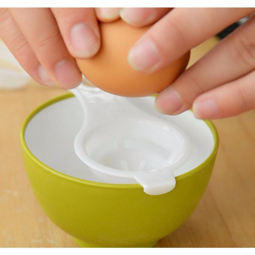 Dụng cụ tách lòng đỏ trứng gà