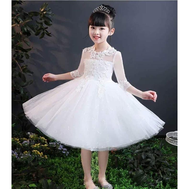 Đầm công chúa trắng có tay họa tiết hoa nỗi 3d cho bé dự tiệc sinh nhật thôi nôi, bé 1 tuổi đén 12 tuổi