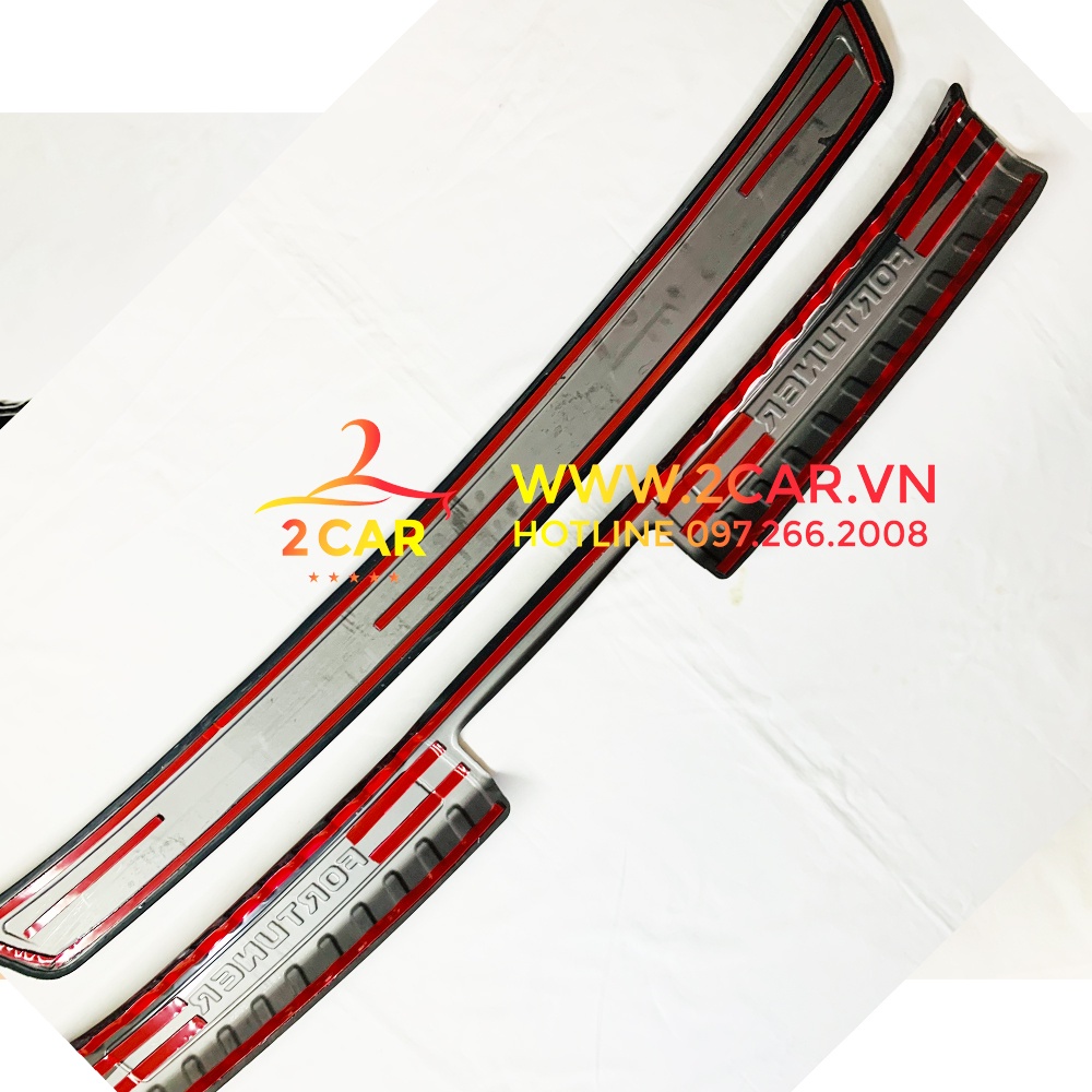Chống Trầy Cốp trong, ngoài xe Fortuner 2017 - 2022 vân cacbon