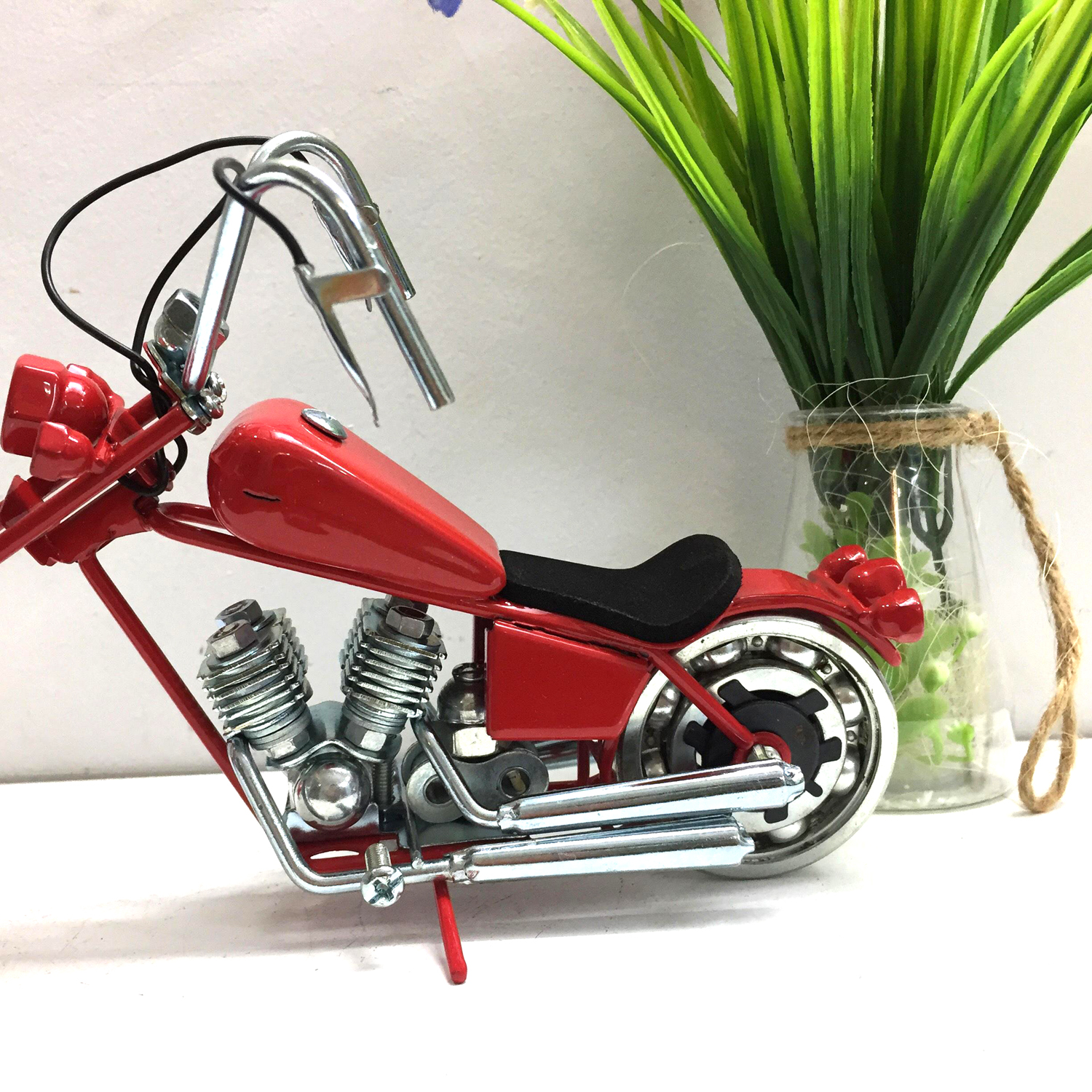 Mô hình xe sắt trang trí xe Moto Harley Davidson Chopper - Màu Đỏ - Mỹ Nghệ Sắt