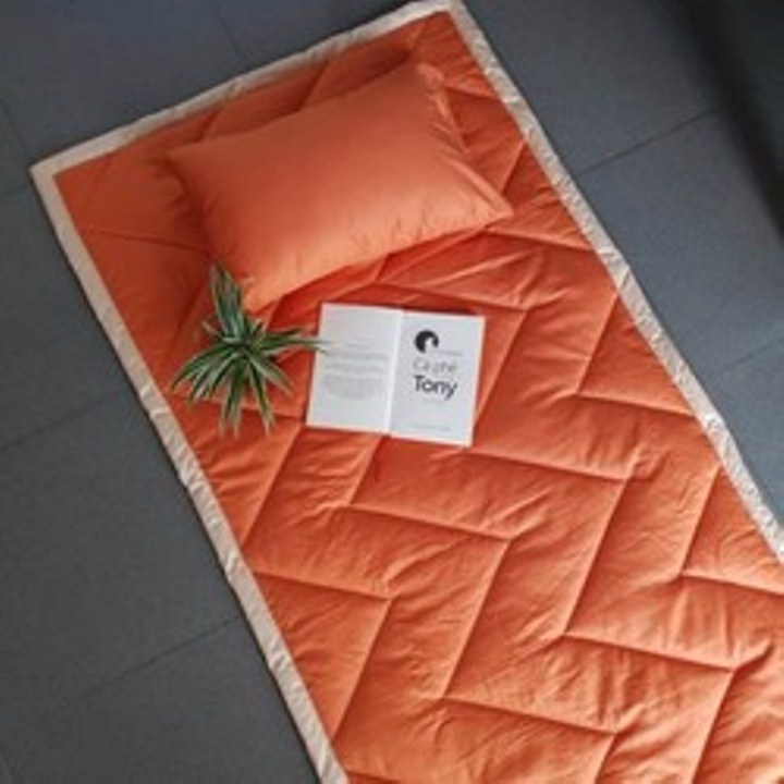 Nệm / Đệm Văn Phòng , Nệm Cuộn Trải Sàn Kiểu Nhật + Tặng Kèm 1 Áo Gối 40 x 60cm : Nhiều Màu - Shop Giao Ngẫu Nhiên
